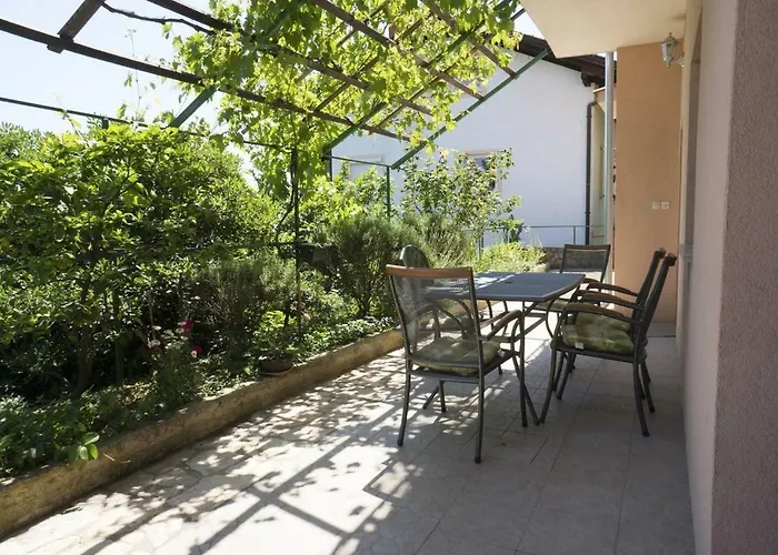 Cvita - Cozy Apartment With An Amazing View